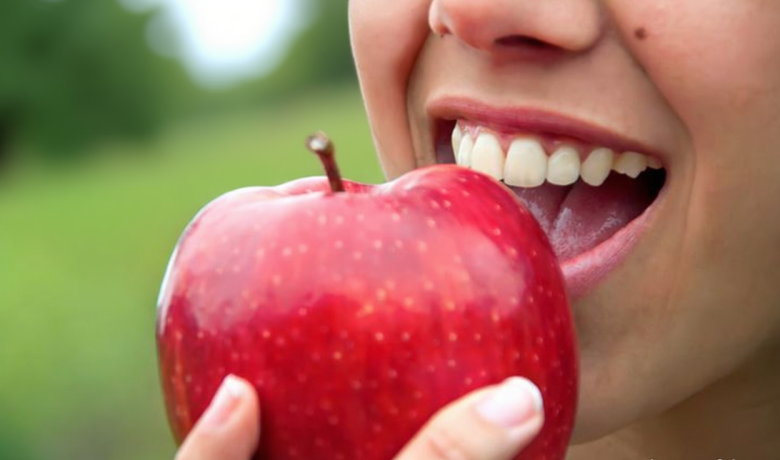 Anggur Vs Apel – Mana yang Lebih Aman untuk Gula Darah Penderita Diabetes?